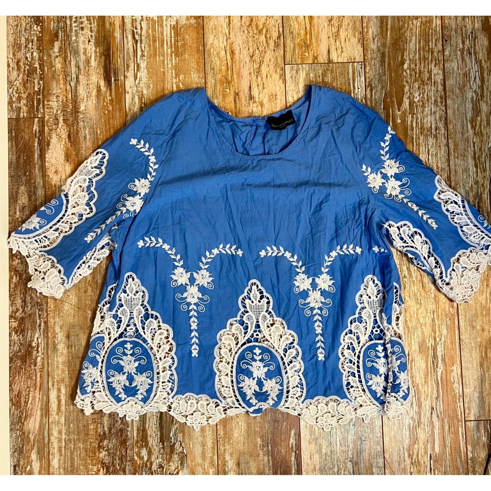Cynthia Rowley Woman Blue Cotton‎ Lace Embroidered Button Back Blouse Top 1X